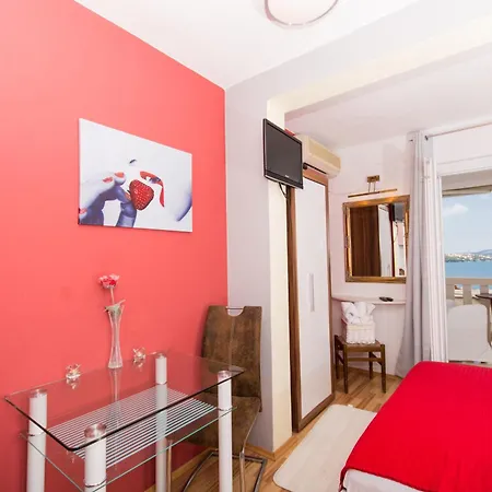 103 Apartment *